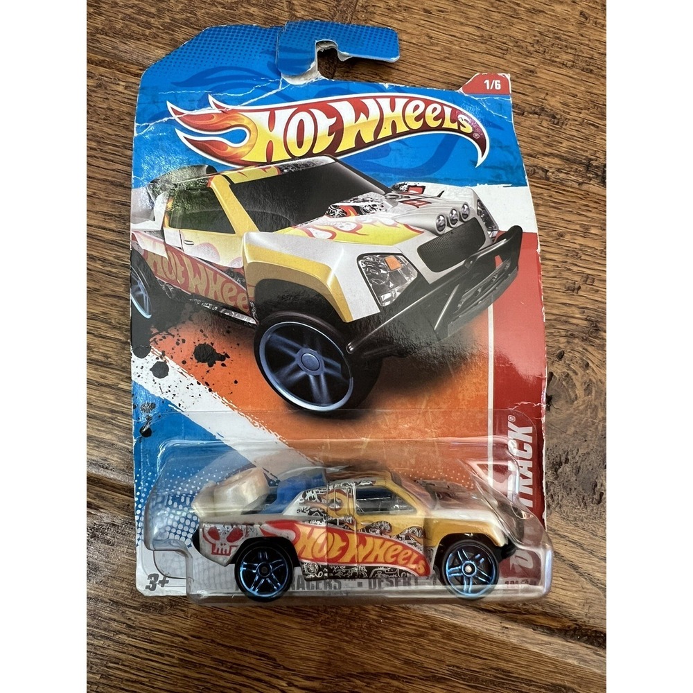 2011 Hot Wheels Thrill Racers Desert 11 #181 Off Track White New